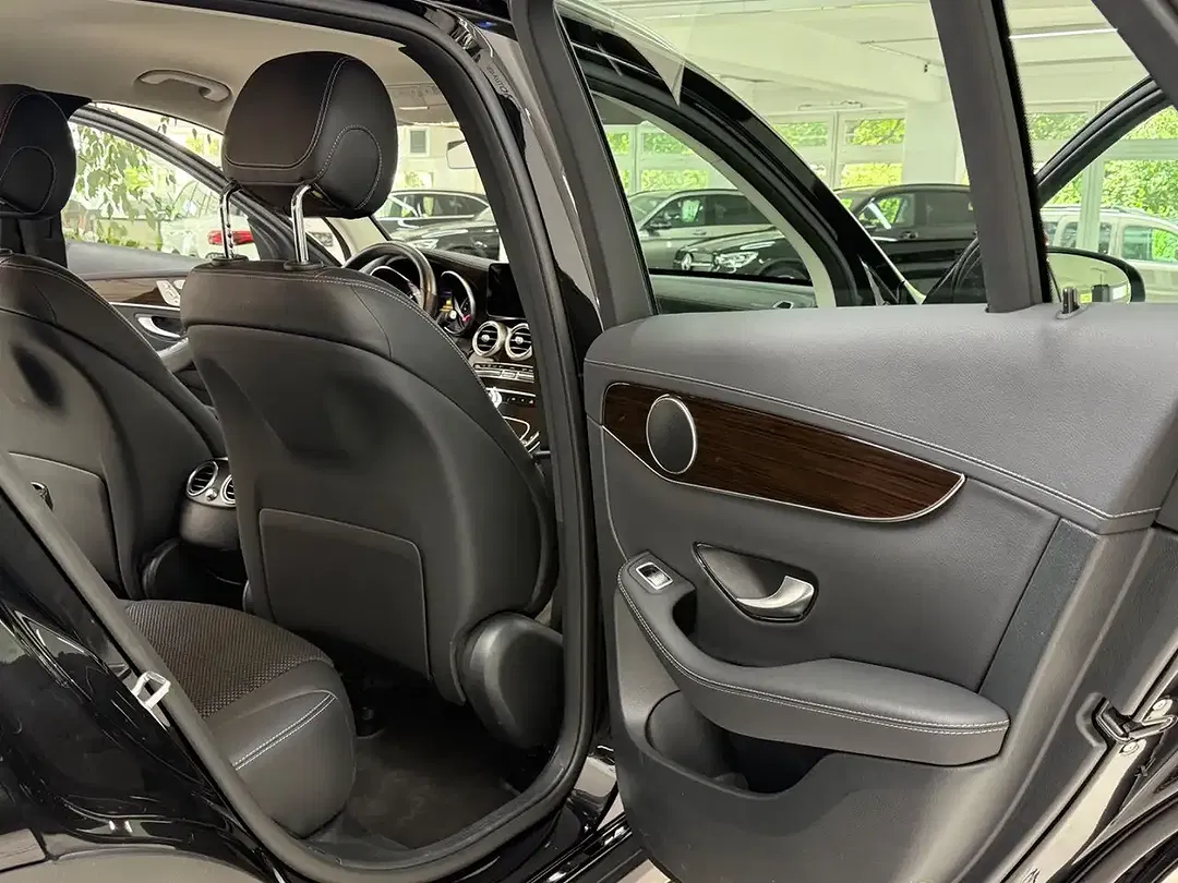 Mercedes-Benz GLC 220 4MATIC - Thumbnail 11
