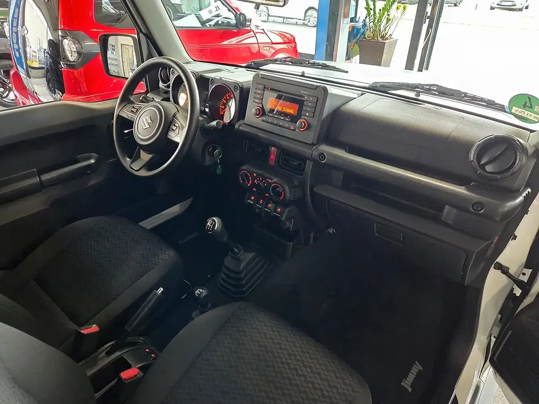 Suzuki Jimny AllGrip Comfort - Thumbnail 10