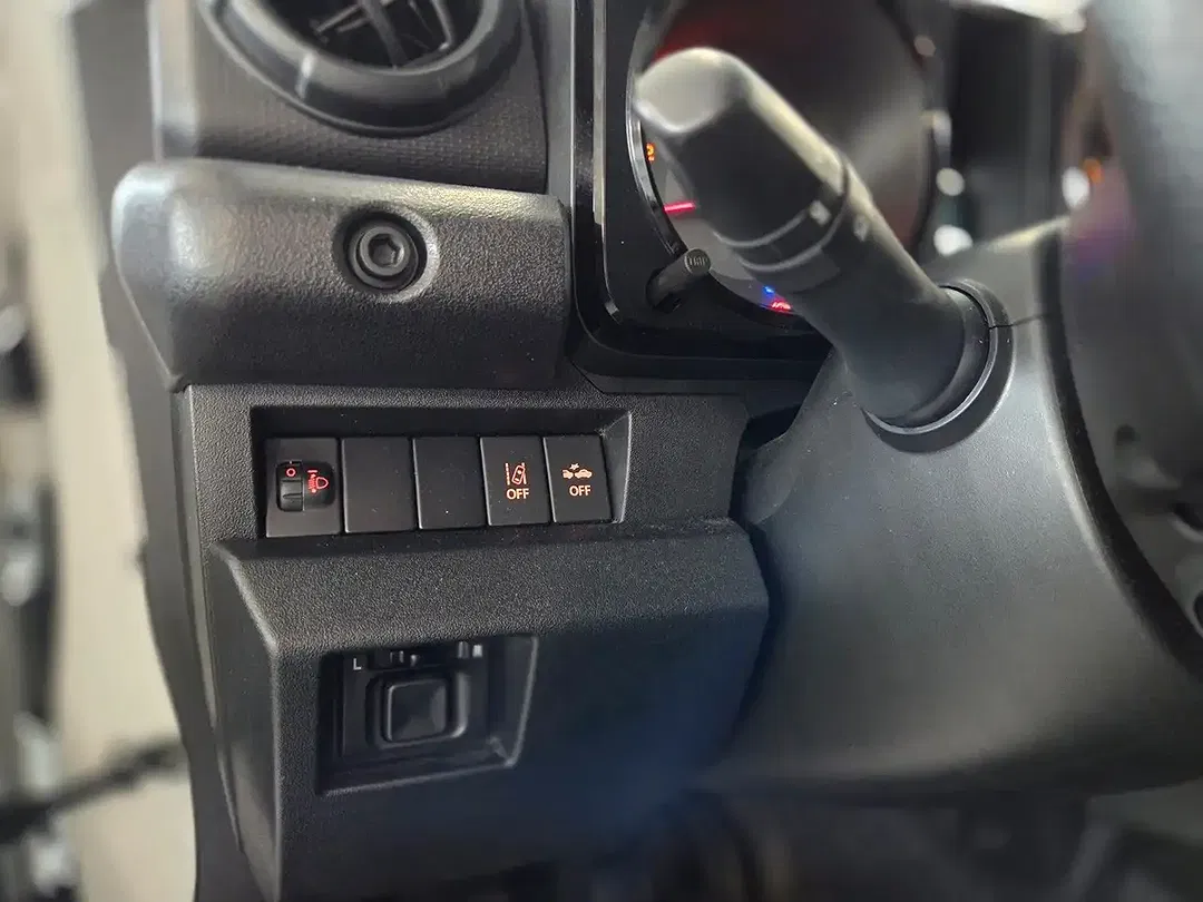 Suzuki Jimny AllGrip Comfort - Thumbnail 12