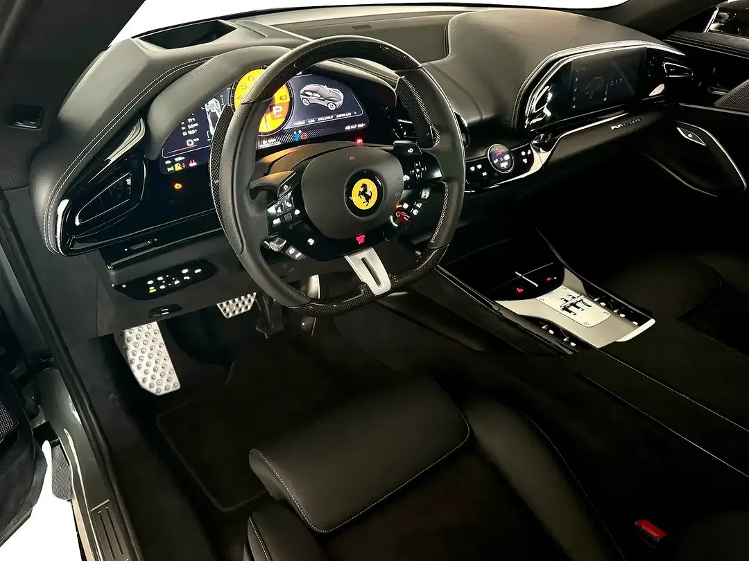 Ferrari Purosangue - Thumbnail 10