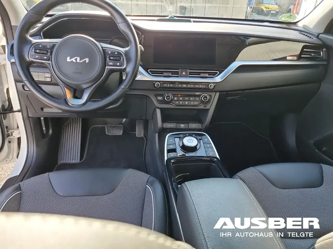 Kia Niro - Thumbnail 9