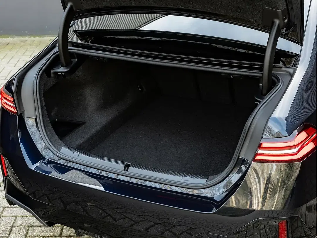 BMW 520 M Sport - Thumbnail 11
