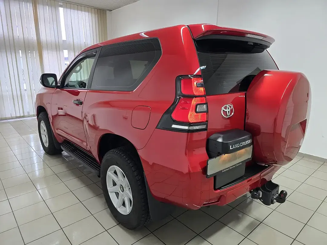 Toyota Land Cruiser 2.8 D-4D AUT - foto 2