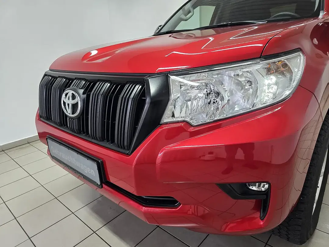 Toyota Land Cruiser 2.8 D-4D AUT - Thumbnail 5