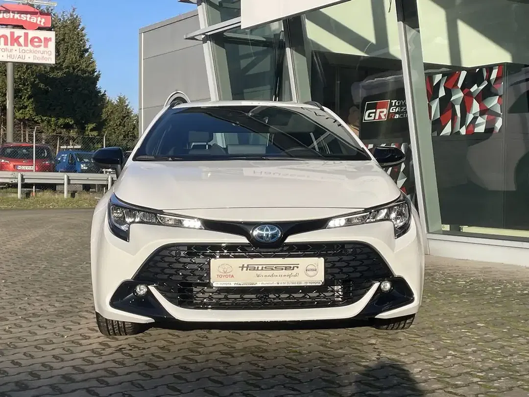 Toyota Corolla Hybrid Business Edition - foto 2