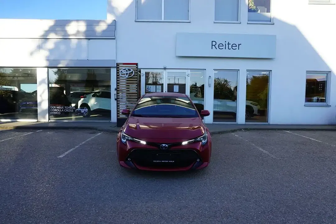 Toyota Corolla Hybrid - foto 1
