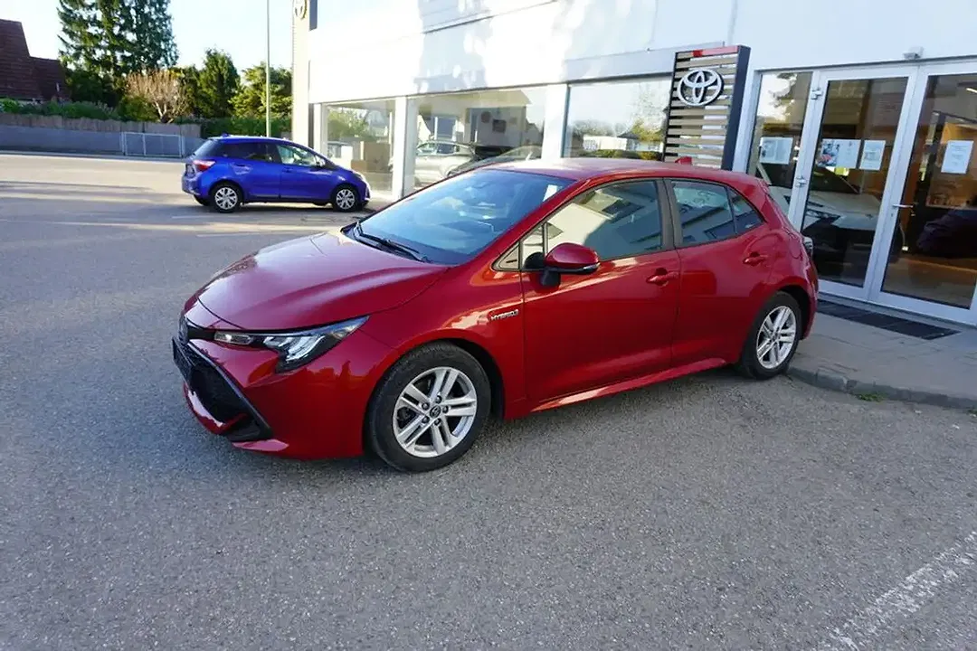 Toyota Corolla Hybrid - foto 2