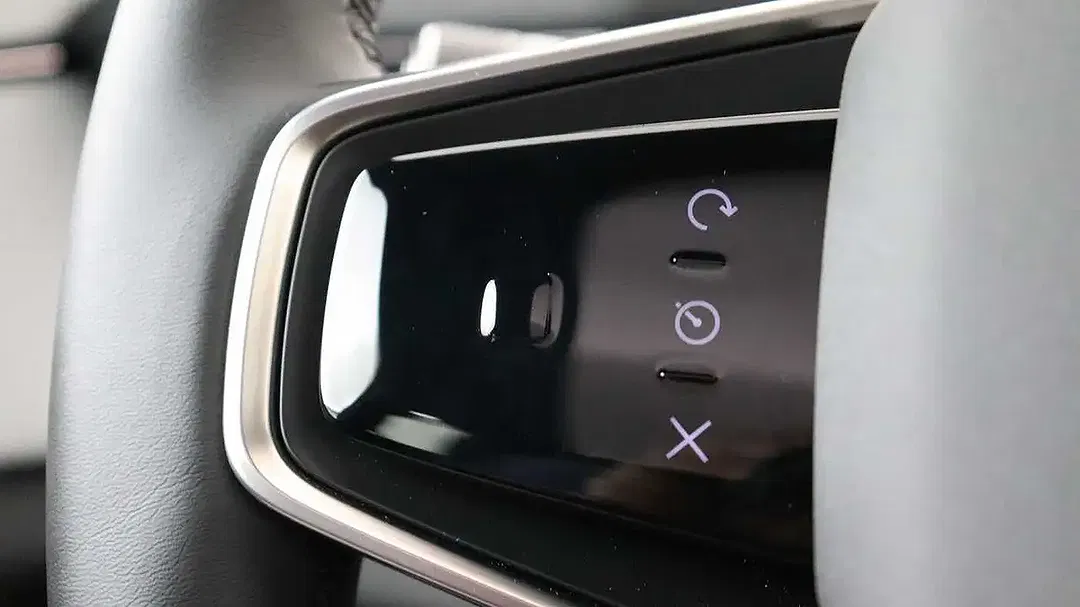 Polestar 4 Long Range Single Motor - Thumbnail 10