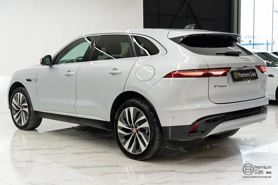 Jaguar F-Pace P400e 4x4 Luxury - foto 15