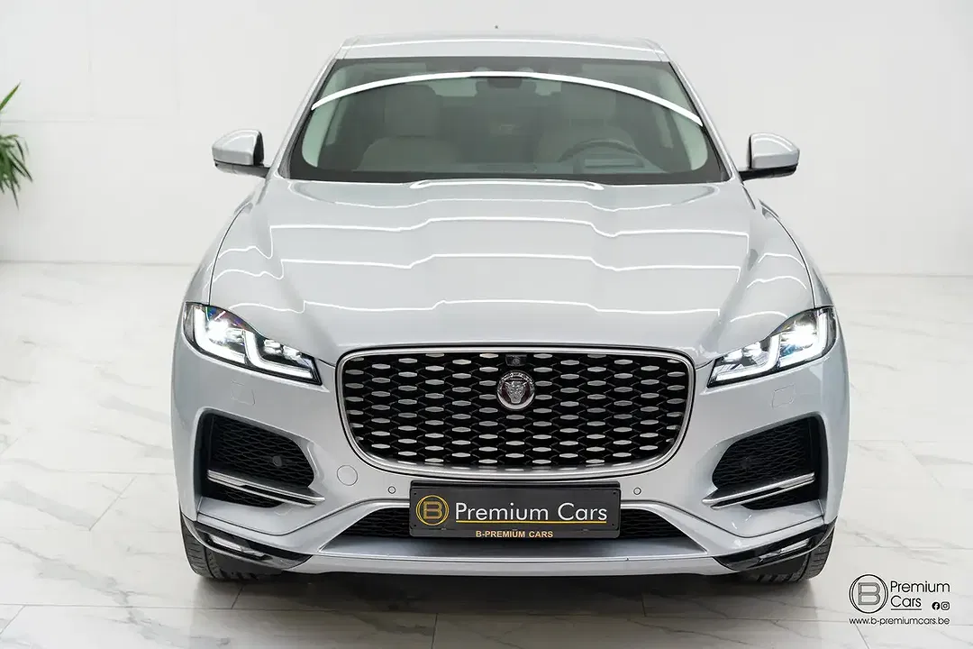 Jaguar F-Pace P400e 4x4 Luxury - Thumbnail 4
