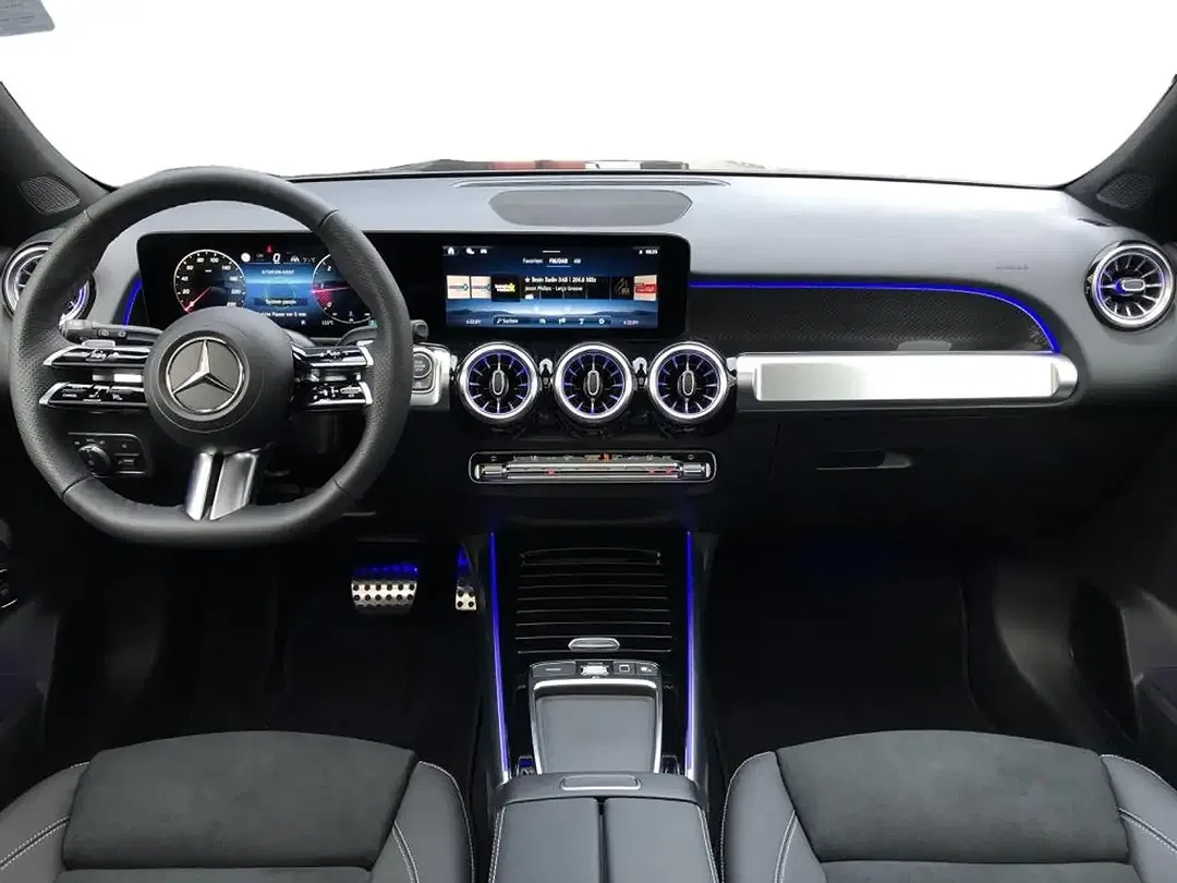 Mercedes-Benz GLB 200 4MATIC AMG MBUX Night - Thumbnail 4