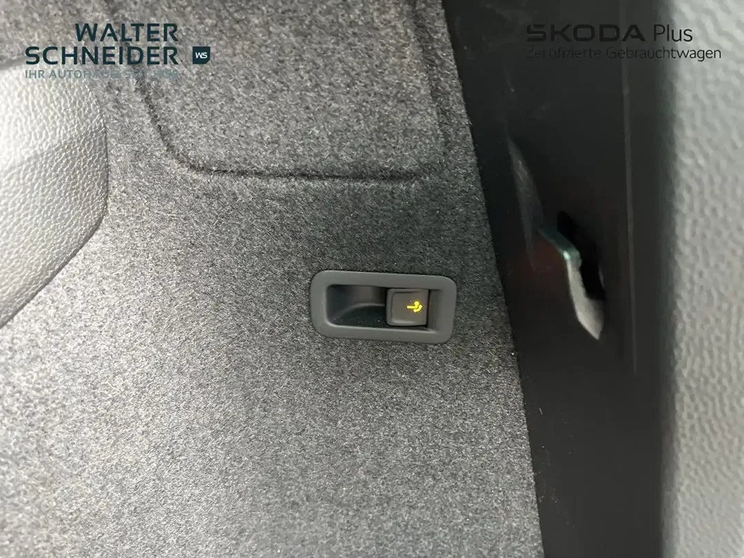 Skoda Karoq 1.5 TSI DSG Selection - Thumbnail 12