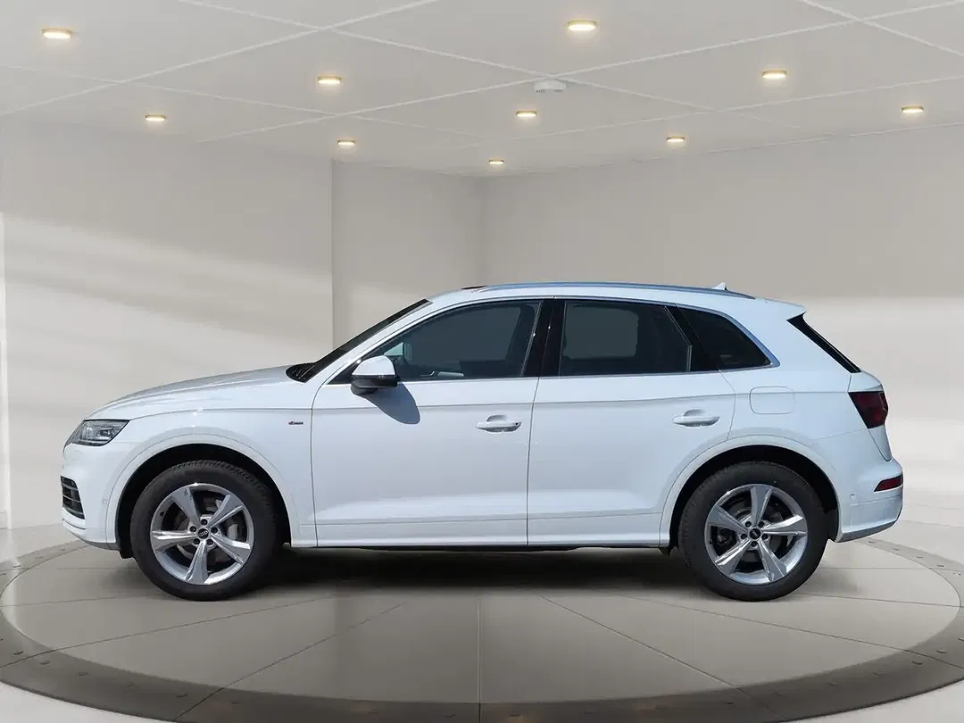 Audi Q5 50 TFSI e S tronic quattro - Thumbnail 3