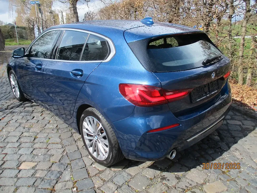 BMW 118 Luxury Line - Thumbnail 3