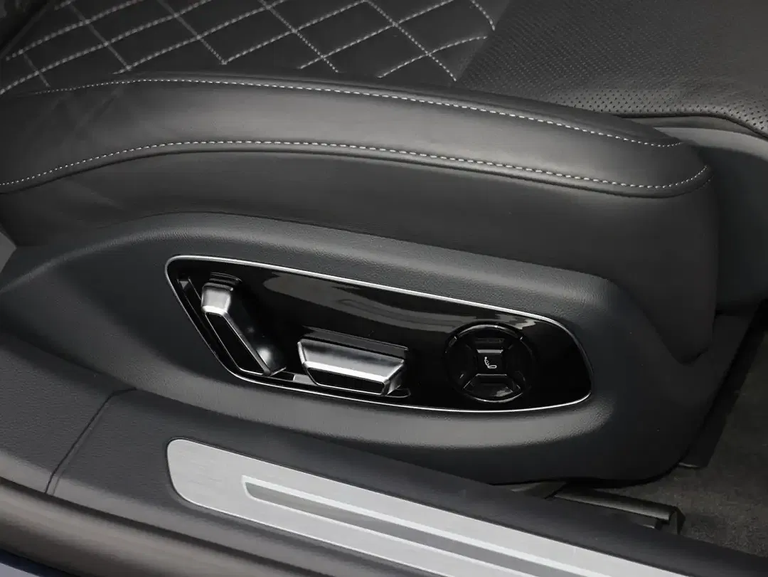 Audi S8 4.0 TFSI quattro - Thumbnail 11