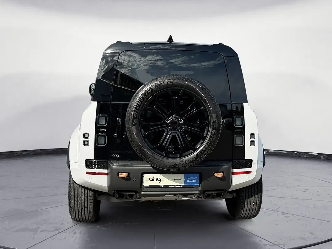 Land Rover Defender P635 OCTA 110 - Thumbnail 5