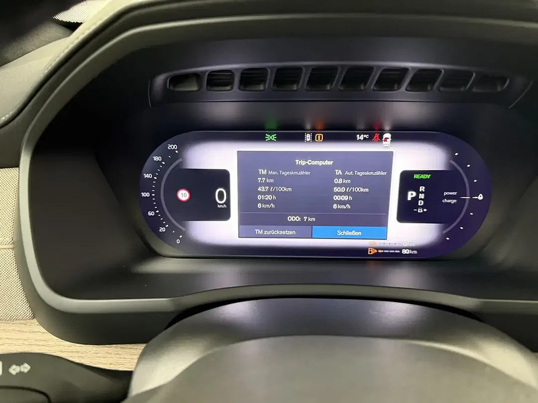 Volvo XC90 T8 PHEV Hybrid AWD Recharge Ultra Dark - Thumbnail 12