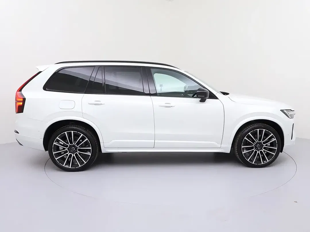 Volvo XC90 T8 PHEV Hybrid AWD Recharge Ultra Dark - Thumbnail 4