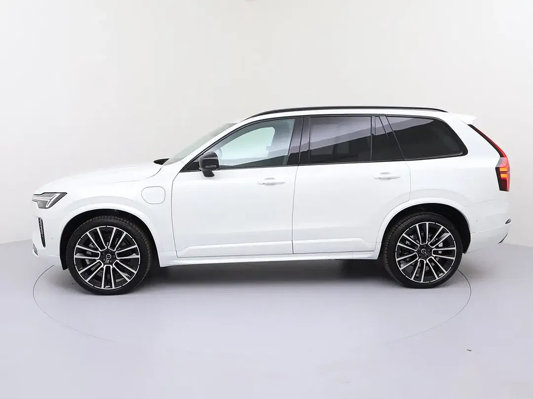 Volvo XC90 T8 PHEV Hybrid AWD Recharge Ultra Dark - Thumbnail 8