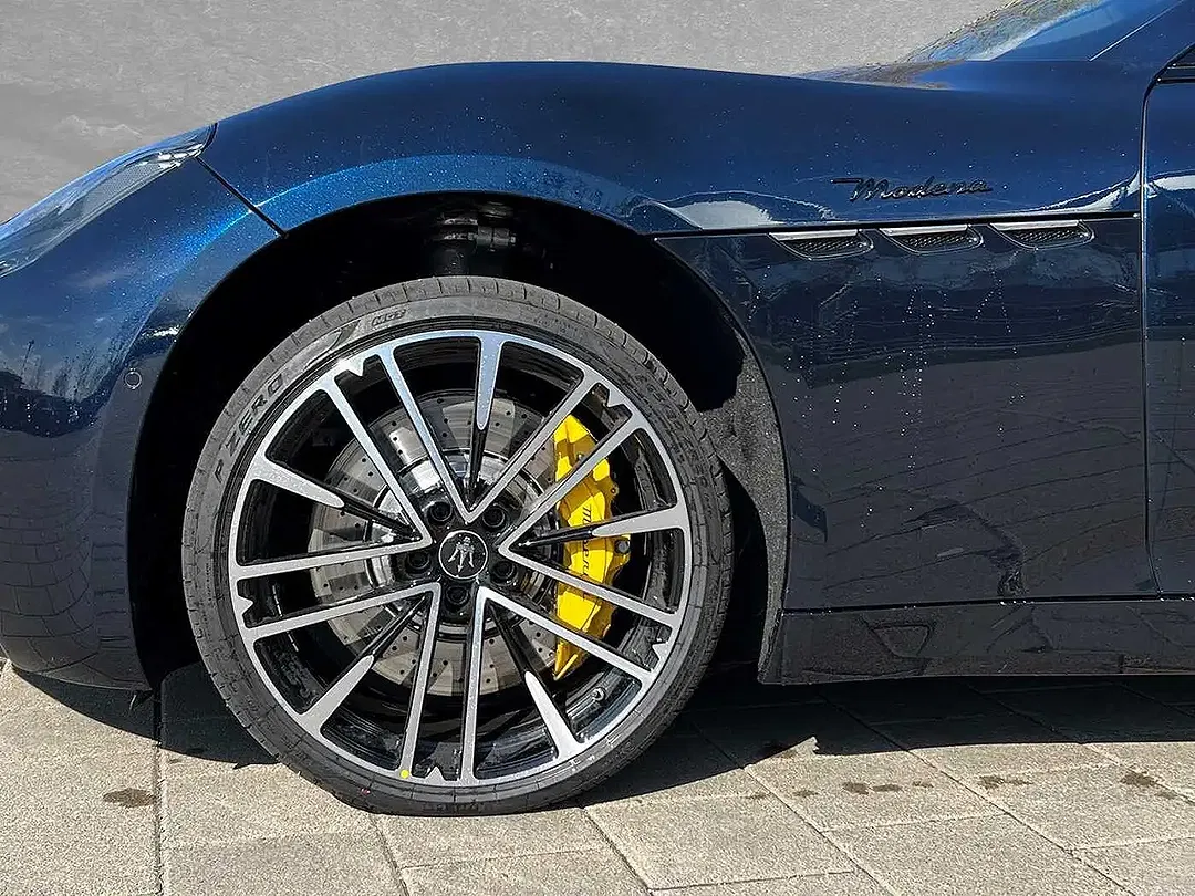 Maserati GranTurismo Modena - Thumbnail 6