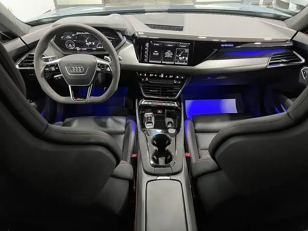 Audi RS e-tron GT plus - Thumbnail 13