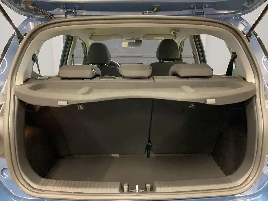 Hyundai i10 1.0 - Thumbnail 13