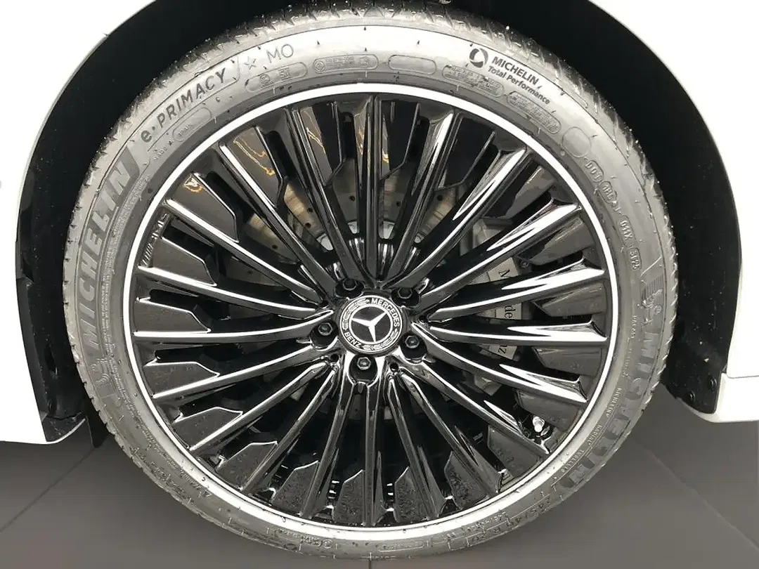 Mercedes-Benz E 450 4MATIC AMG MBUX Burmester Night - Thumbnail 8