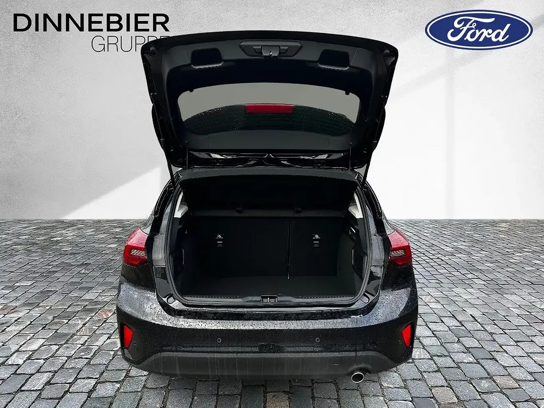 Ford Focus Titanium Edition - Thumbnail 4