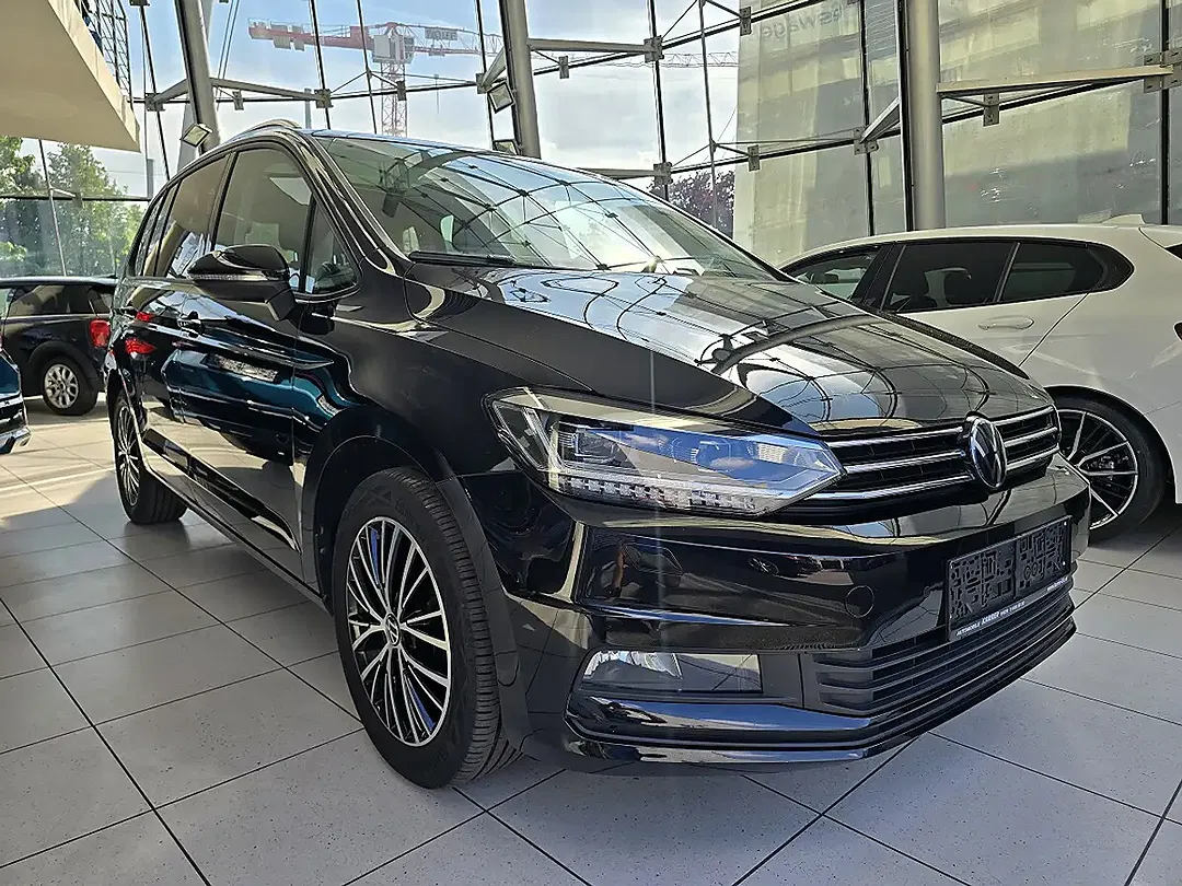 Volkswagen Touran 1.5 TSI BlueMotion Comfortline - Thumbnail 3