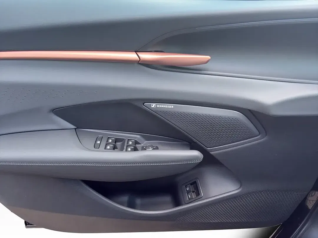 CUPRA Terramar 1.5 PHEV TSI DSG VZ DCC Matrix LED Copper - Thumbnail 11