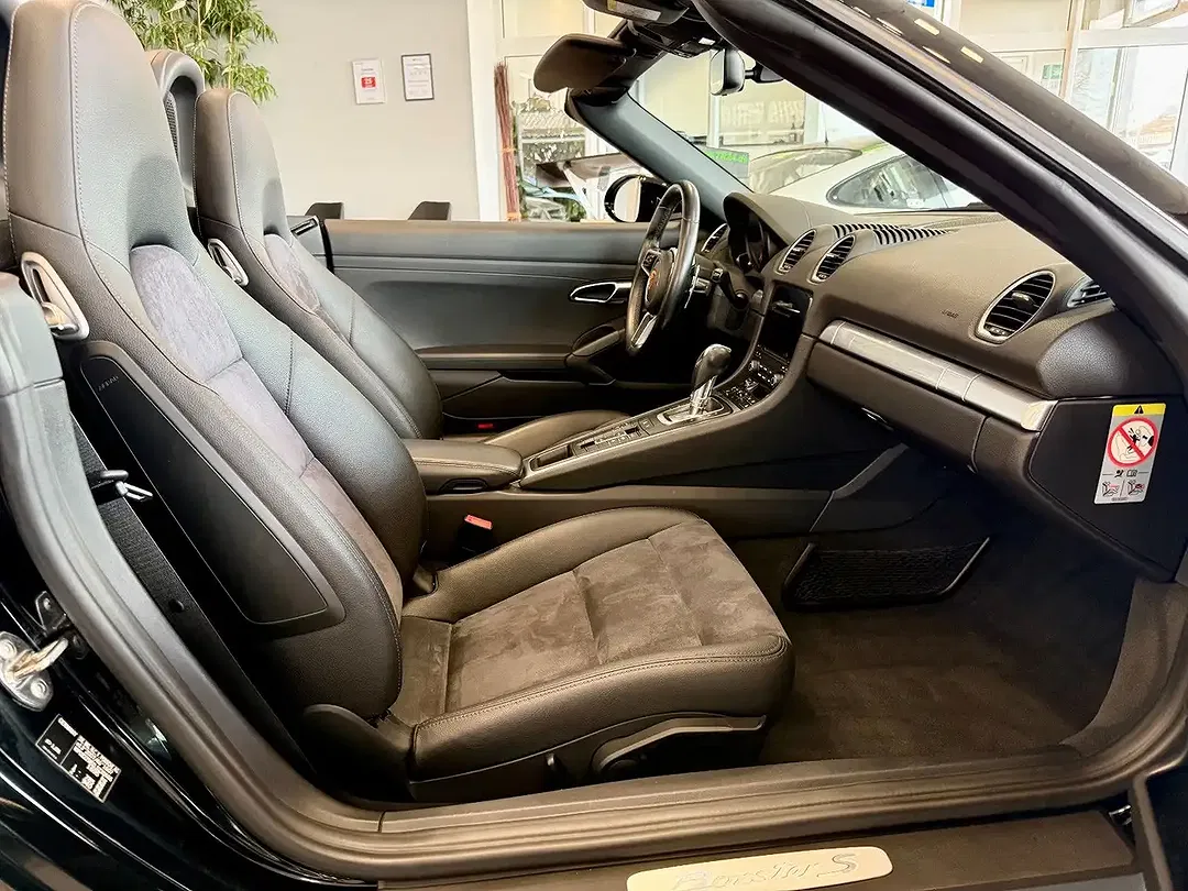 Porsche Boxster PDK S - Thumbnail 10