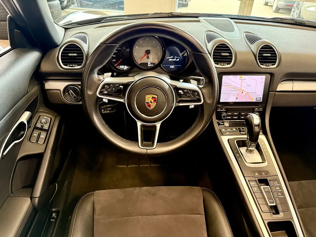 Porsche Boxster PDK S - Thumbnail 13