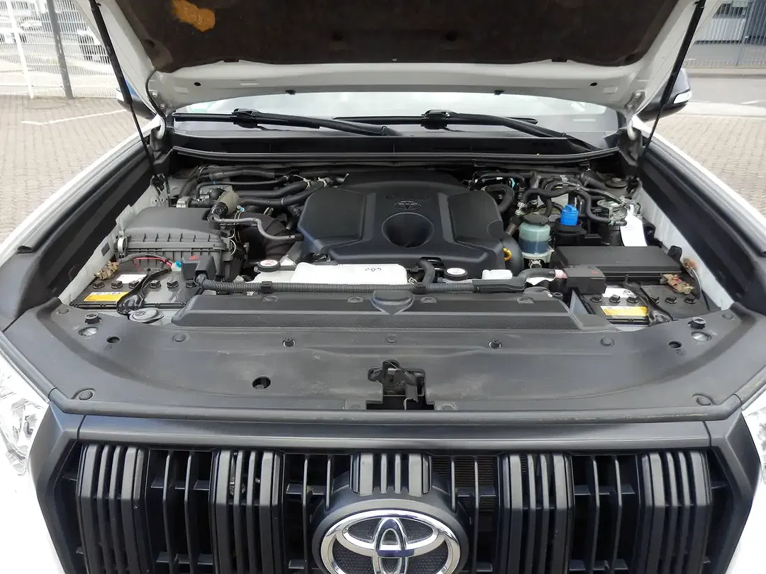 Toyota Land Cruiser - foto 15
