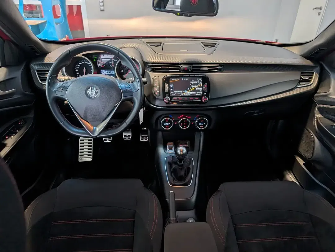 Alfa Romeo Giulietta JTDM Sport - Thumbnail 13