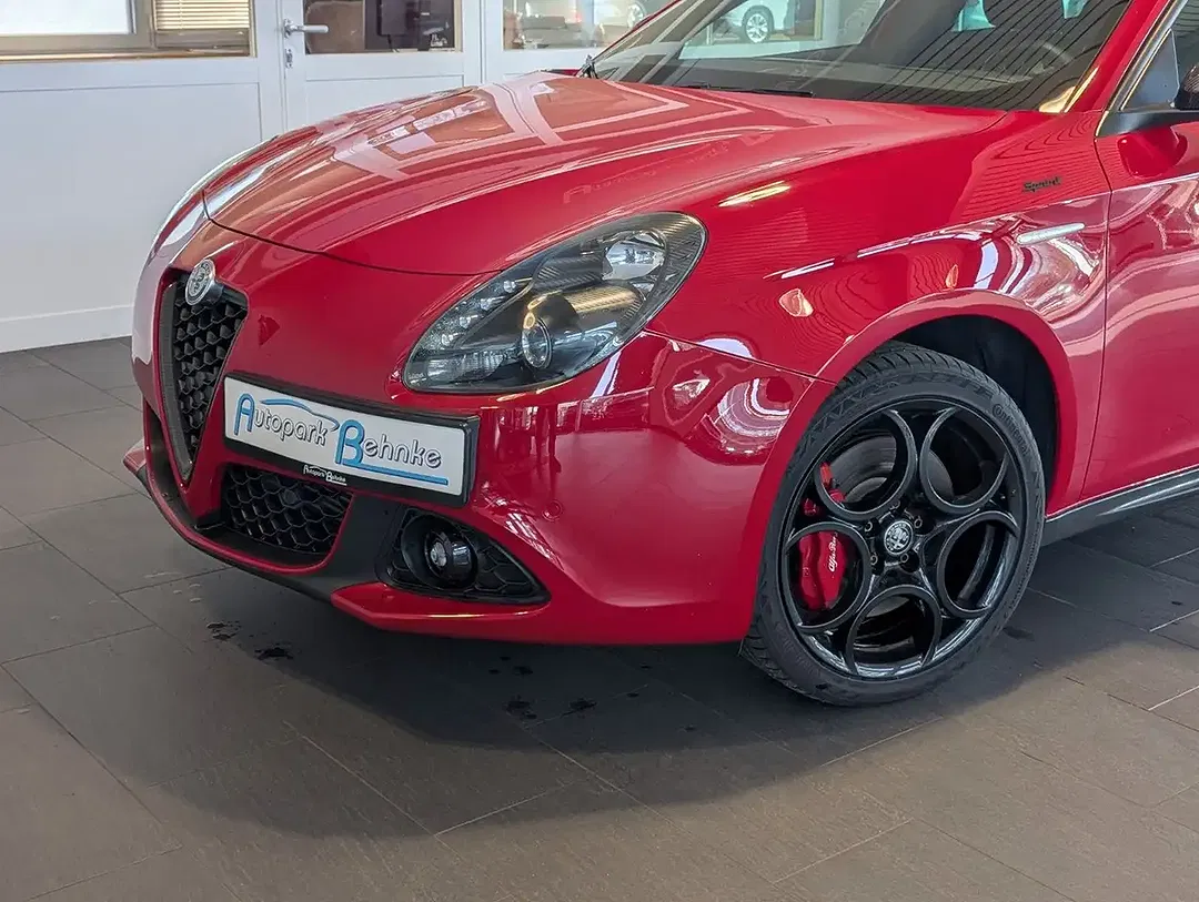 Alfa Romeo Giulietta JTDM Sport - Thumbnail 7