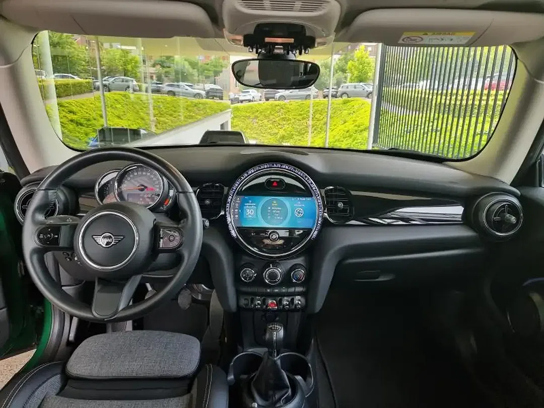 MINI Cooper - Thumbnail 7