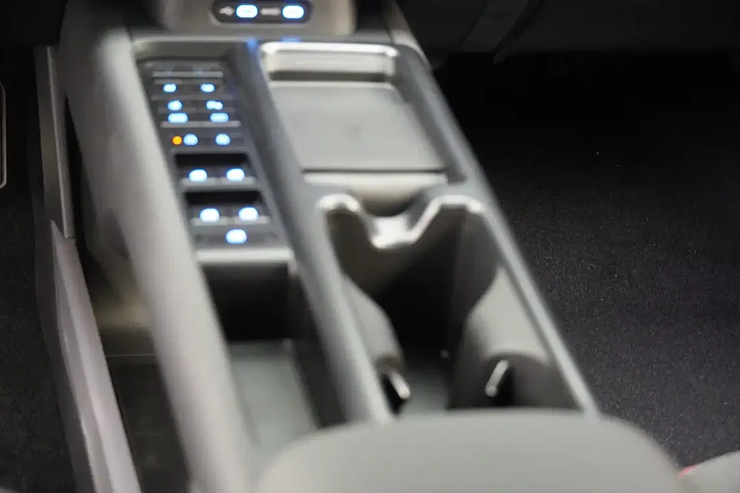 Hyundai IONIQ 6 4WD N Line - Thumbnail 16
