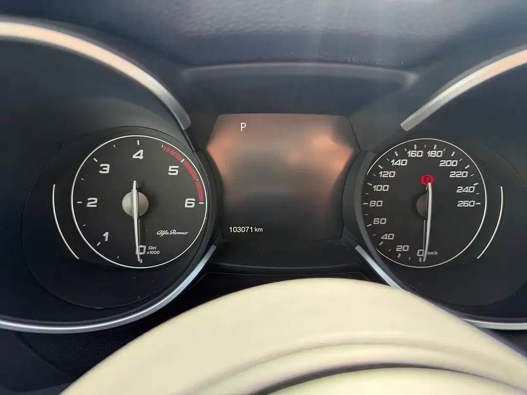 Alfa Romeo Stelvio 2.2 4x4 Business - Thumbnail 10