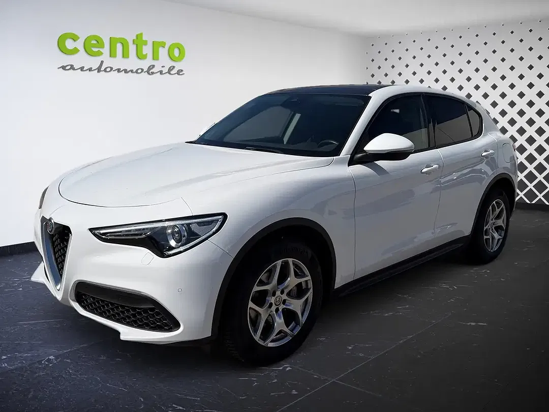 Alfa Romeo Stelvio 2.2 4x4 Business - Thumbnail 4