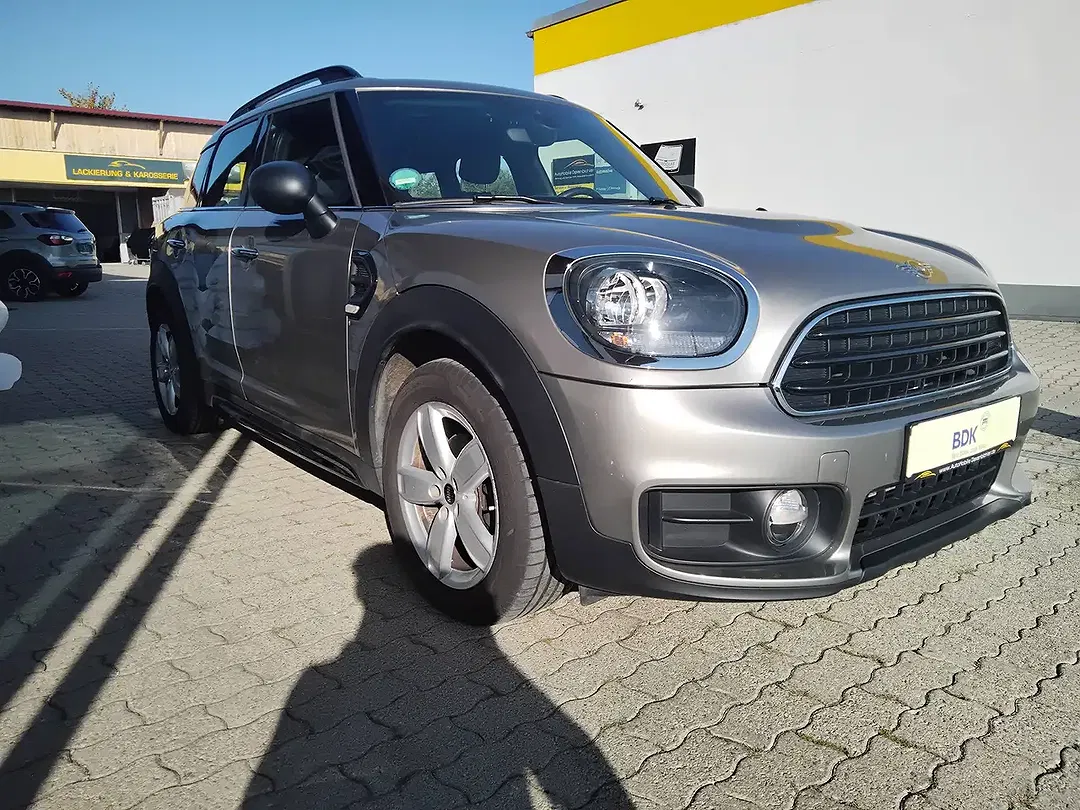 MINI One Countryman - Thumbnail 3