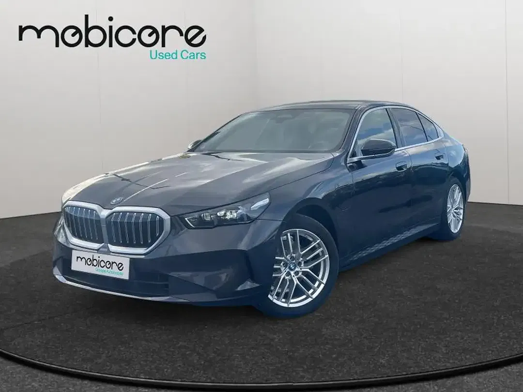 BMW 530 Luxury - foto 1