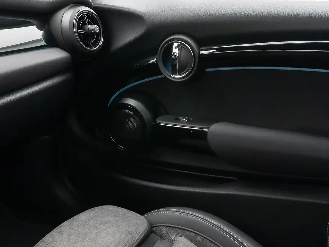 MINI Cooper Cabrio Comfort - Thumbnail 27