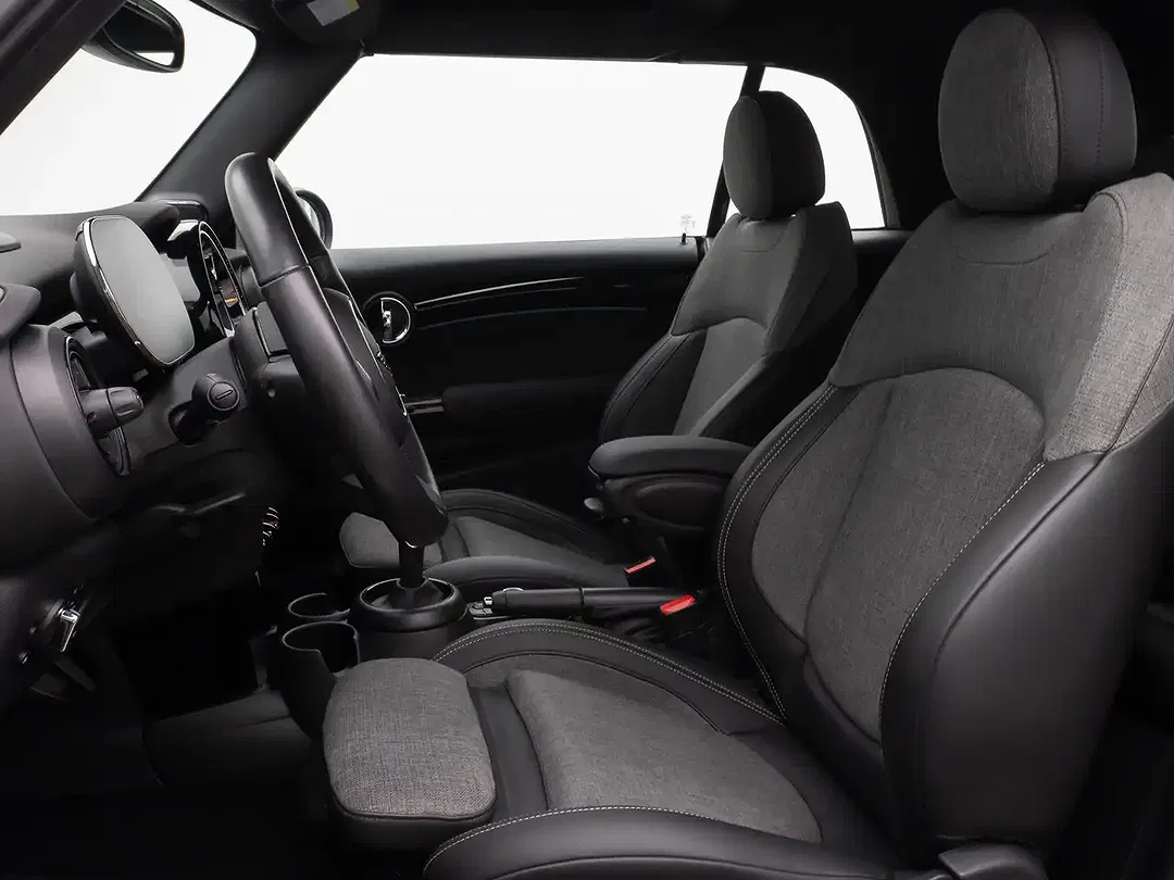 MINI Cooper Cabrio Comfort - Thumbnail 28