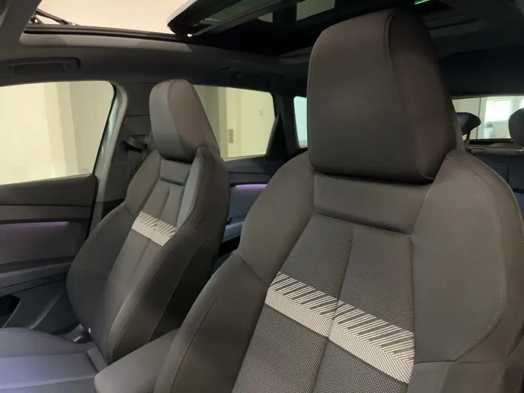 Audi Q4 e-tron 45 quattro - Thumbnail 17