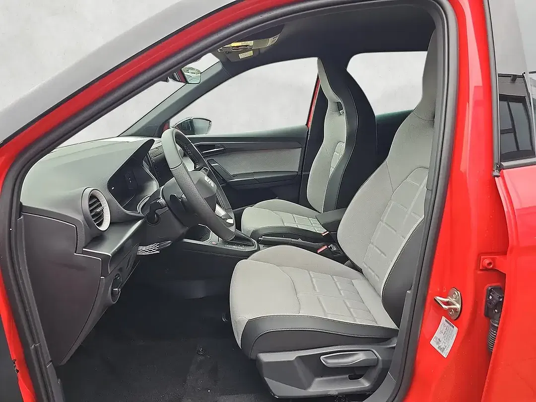 SEAT Arona 1.5 TSI DSG FR - Thumbnail 9