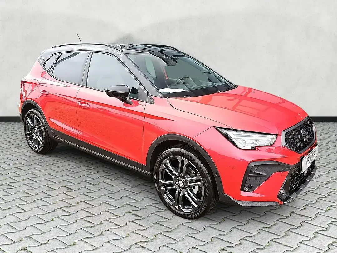 SEAT Arona 1.5 TSI DSG FR - Thumbnail 1