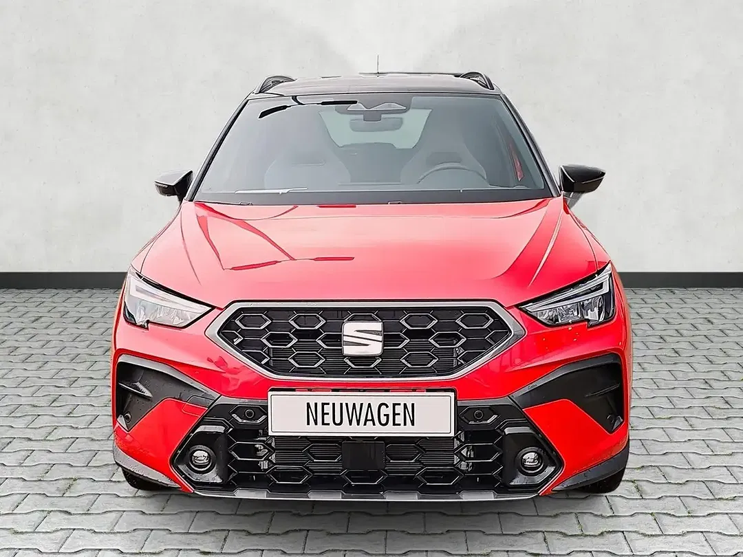 SEAT Arona 1.5 TSI DSG FR - Thumbnail 2