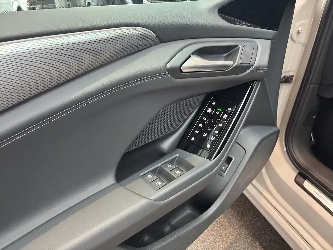 Audi A6 e-tron performance Avant S line - Thumbnail 13