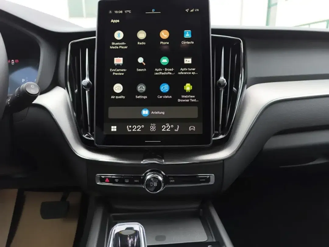 Volvo XC60 B5 AWD Plus Black Edition - Thumbnail 13