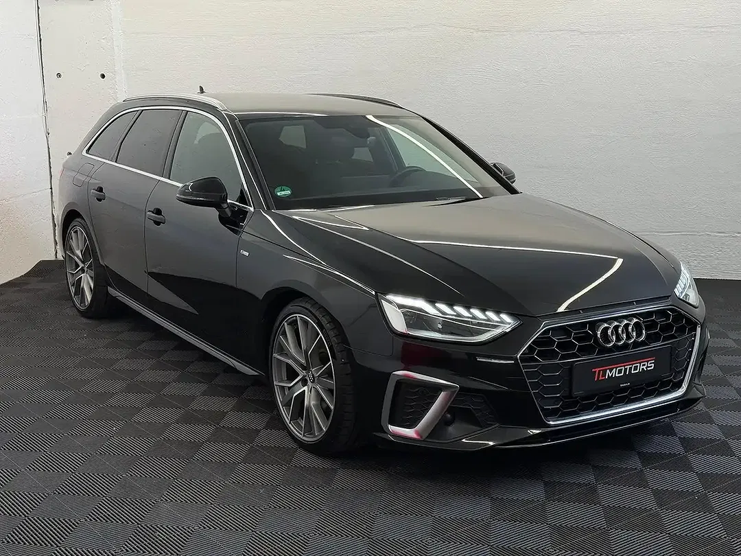 Audi A4 40 TFSI S line Avant - Thumbnail 4